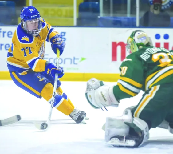 Adding to the mix: Wildcats hockey brings in 6 transfers, 8 freshmen this season